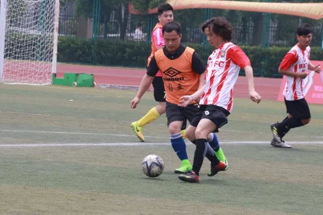奥哈拉：拉什福德必须首发，他的表现比戈登更出色